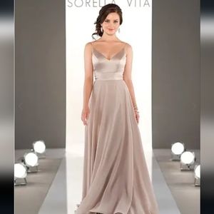 Sorella Vita Gown Size 24 Vintage Blush